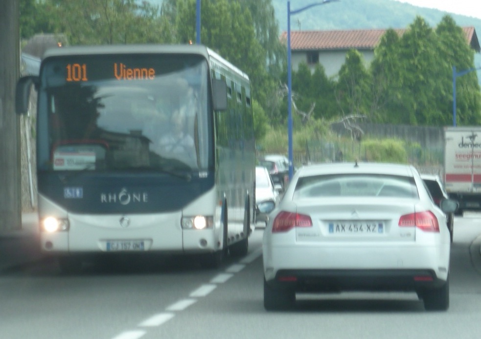Le dernier 101 en direction de Vienne. Le dernier 101 en direction de Vienne